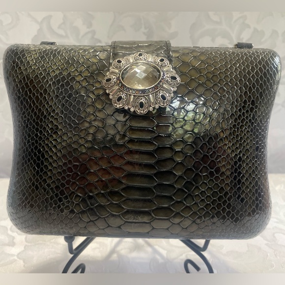 Brighton Hardcase Alligator-Pattern Clutch/ Shoulder Bag - Picture 3 of 14